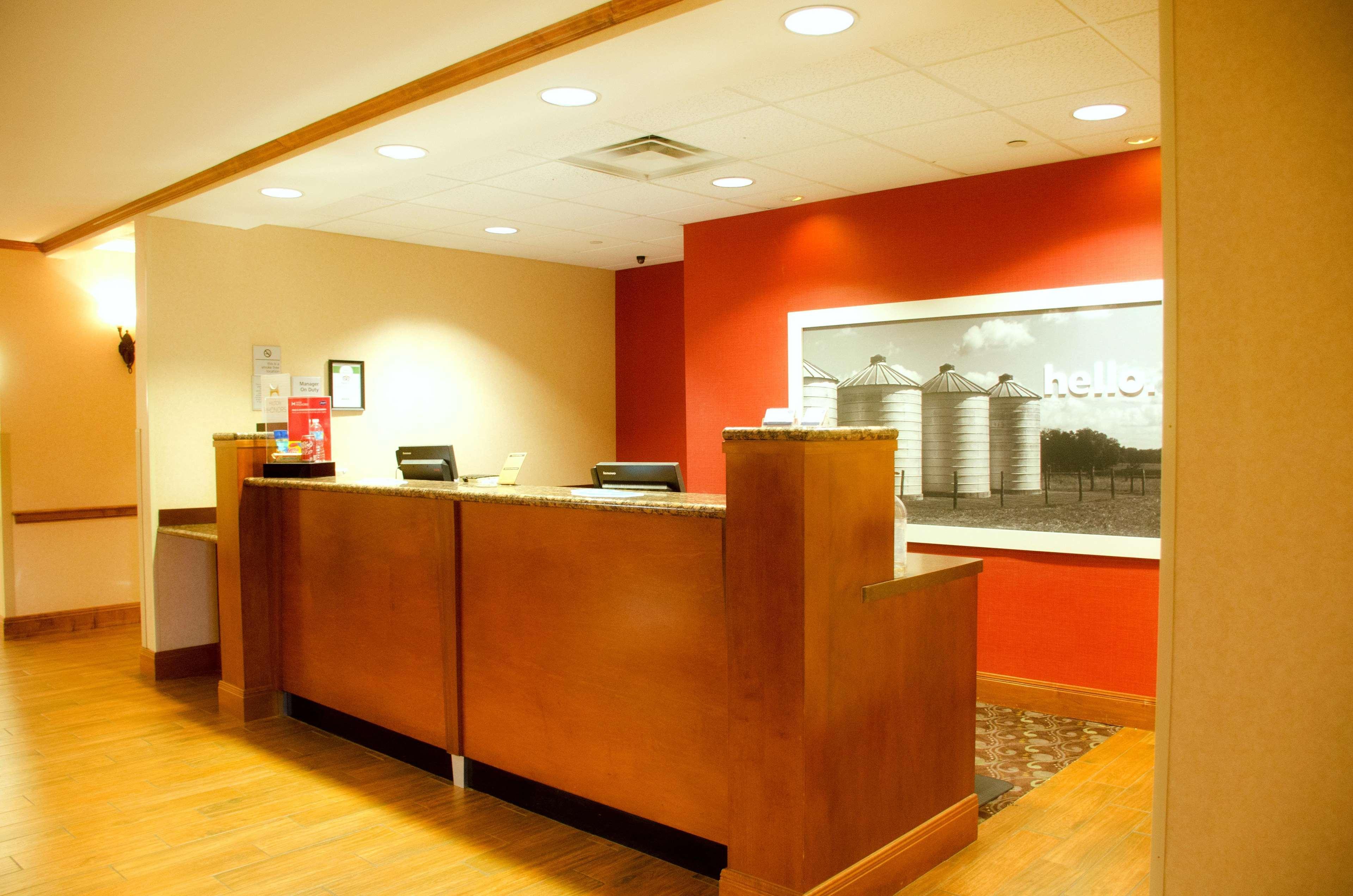 Hampton Inn & Suites קולג' סטיישן מראה חיצוני תמונה