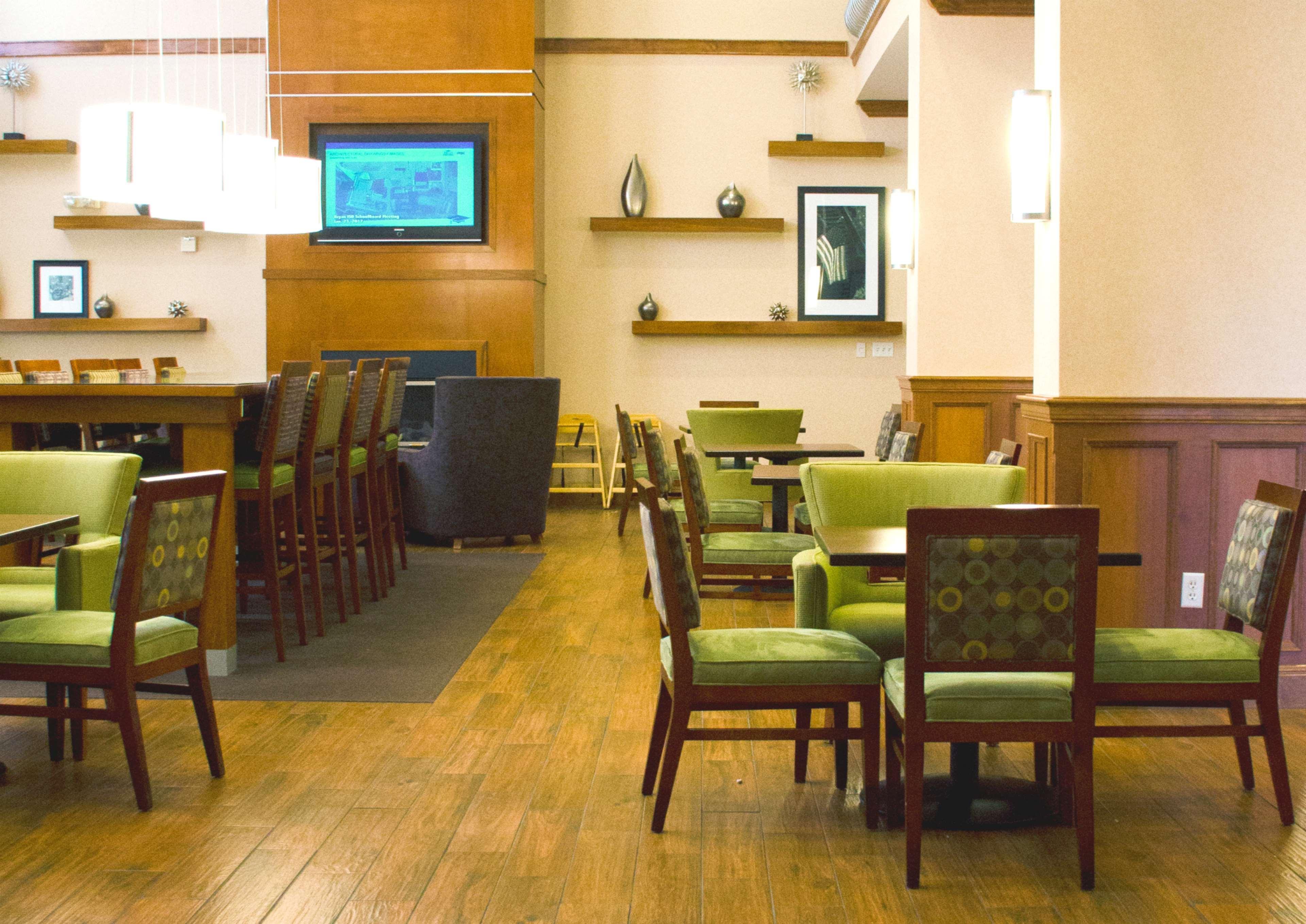 Hampton Inn & Suites קולג' סטיישן מראה חיצוני תמונה